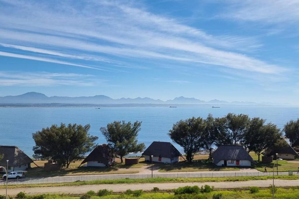 Apartamento Nautica 204 At The Bay Mossel Bay Exterior foto